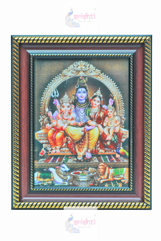 Shivan Family Photo-M04 (8 X 10 Inches)