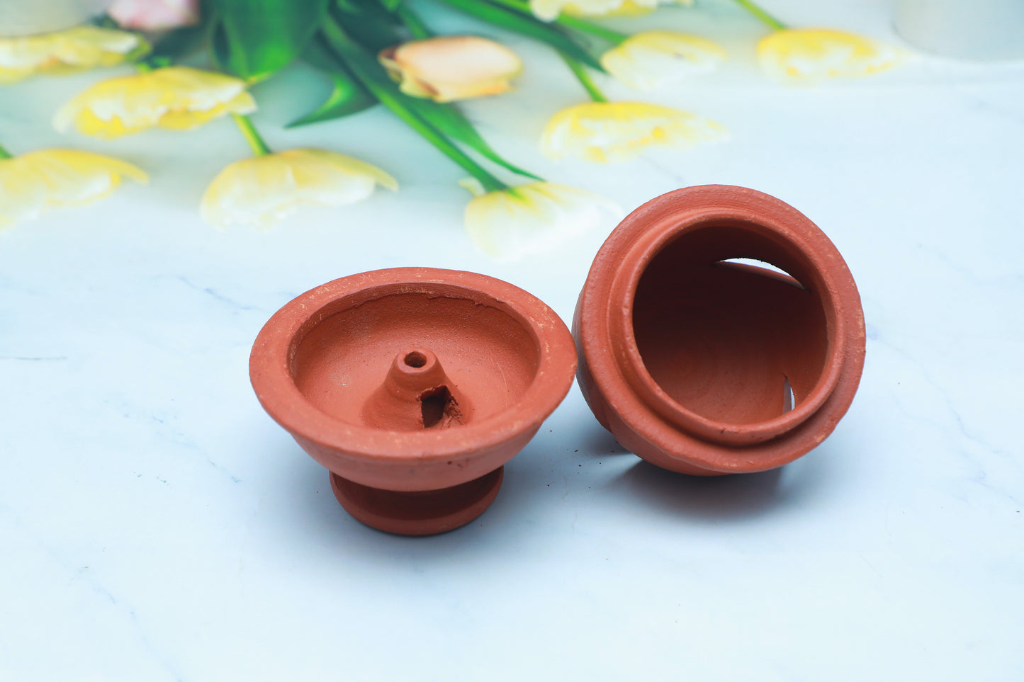 Clay Dhoop Stand